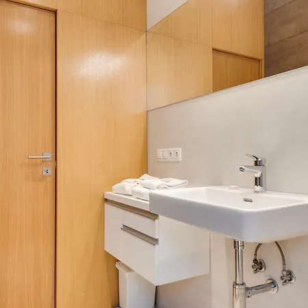 Modern Studio In The Historical Centre Апартаменты *